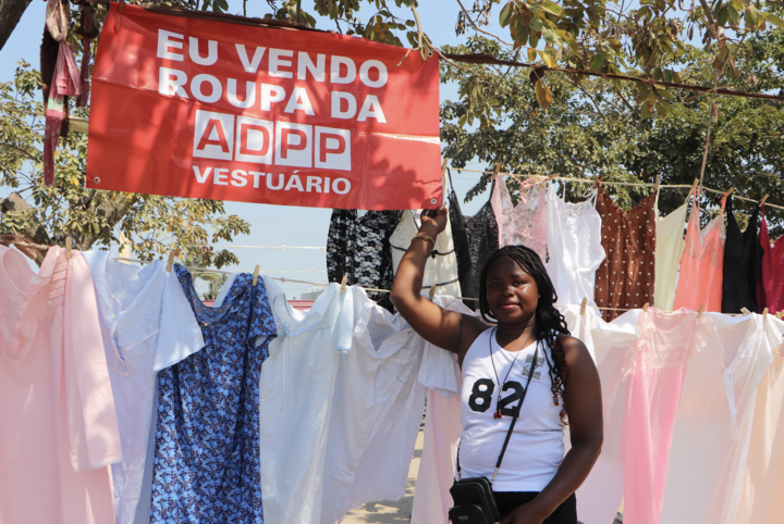 Mozambique’s Second-Hand Clothing Industry Fuels 200,000 Jobs, $35M Taxes, and Clothes 85%